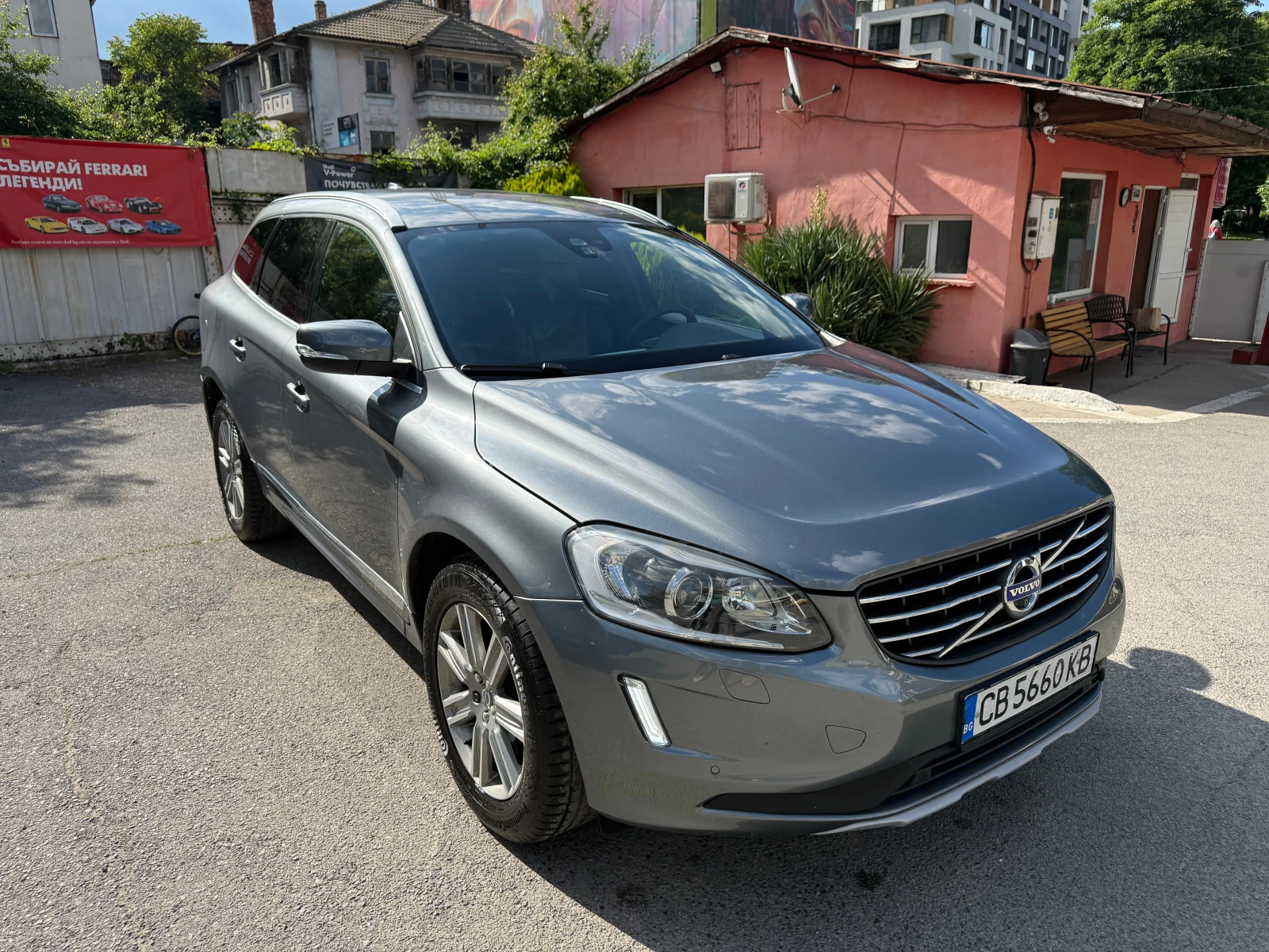 Volvo XC60, снимка 2 - Автомобили и джипове - 54696075
