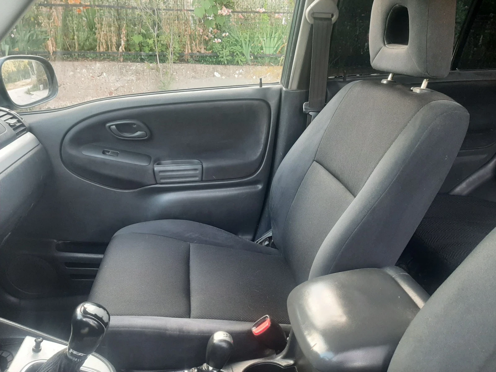 Suzuki Grand vitara 2.0НDI FEIS 109ks KLIMATRON, снимка 13 - Автомобили и джипове - 54954086