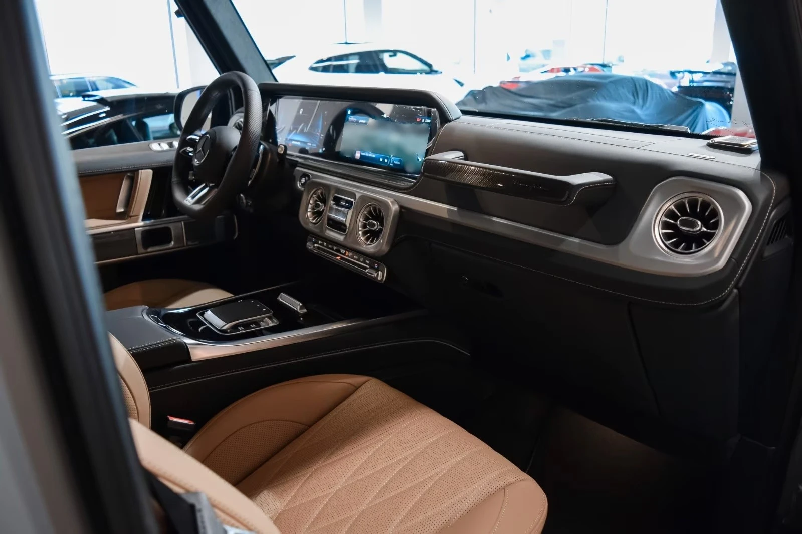 Mercedes-Benz G 63 AMG SUPERIOR / BURM / 360 / NIGHT / RIDE CONTROL/ FACE, снимка 15 - Автомобили и джипове - 55189840