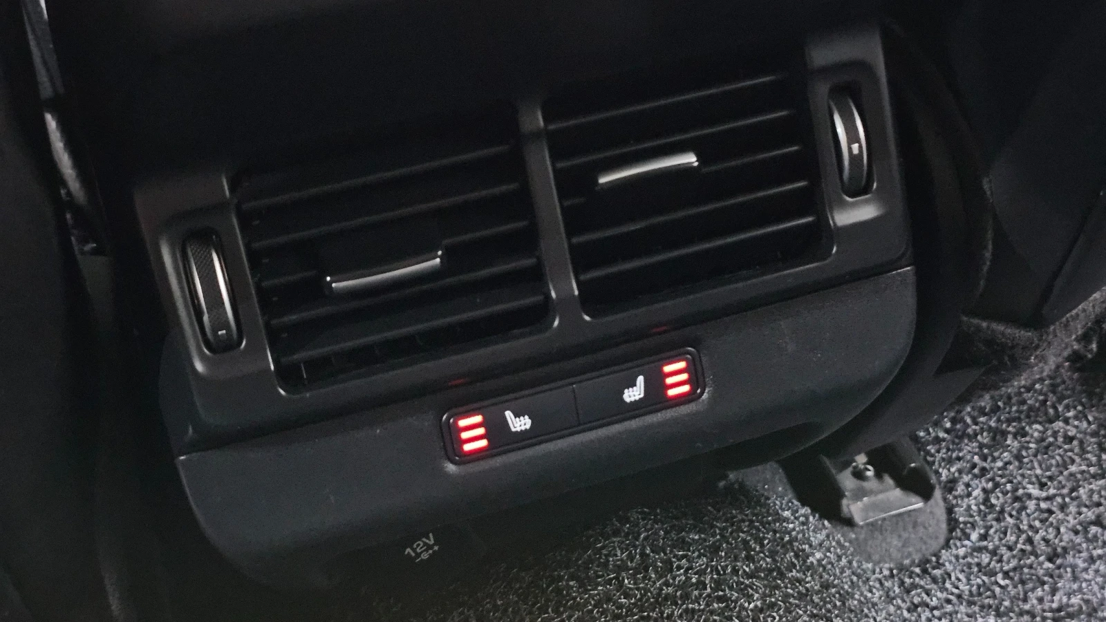 Land Rover Range Rover Evoque D180 SE, снимка 17 - Автомобили и джипове - 55368908
