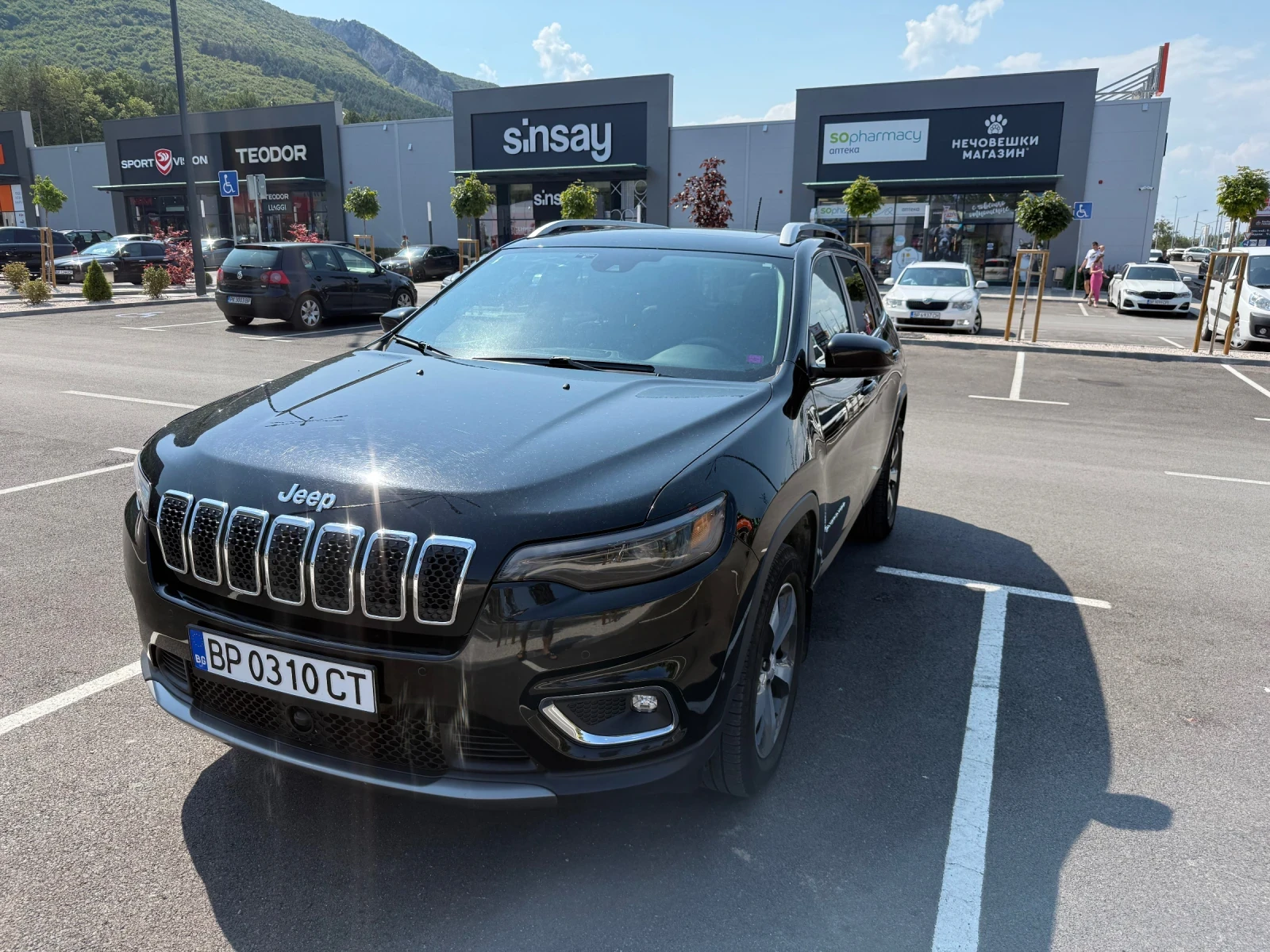Jeep Cherokee 3.2 V6 271hp. AWD Limited