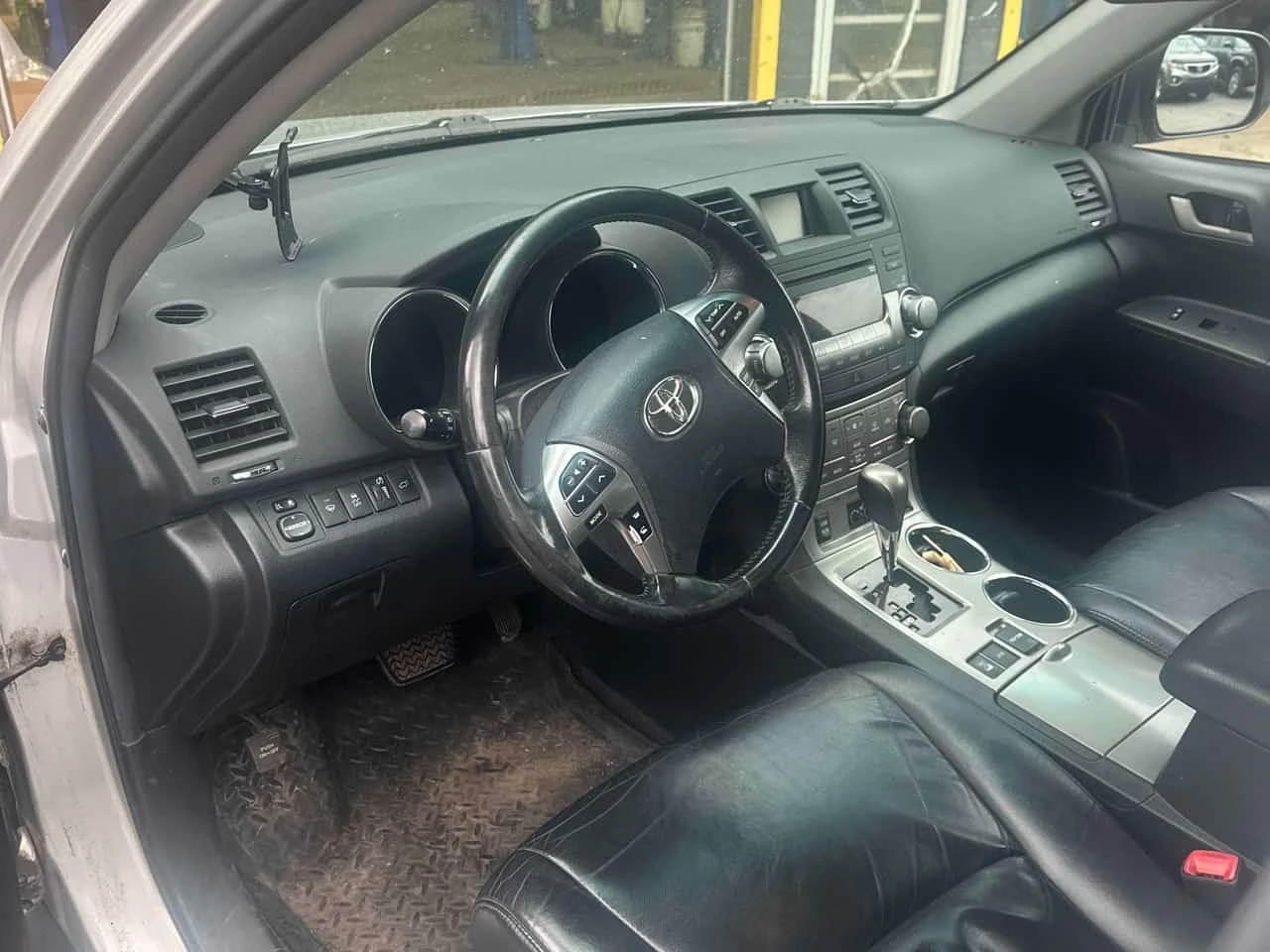 Toyota Highlander * 4WD 4dr* АВТОКРЕДИТ БЕЗ ПЪРВОНАЧАЛНА ВНОСКА* , снимка 5 - Автомобили и джипове - 55735269
