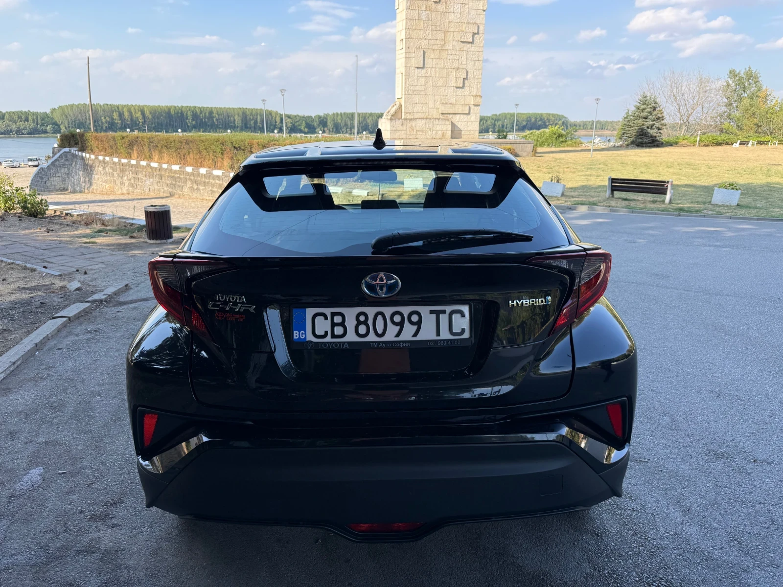 Toyota C-HR Бензин/електричество 1.8 ГАРАНЦИОННА, снимка 6 - Автомобили и джипове - 55921686