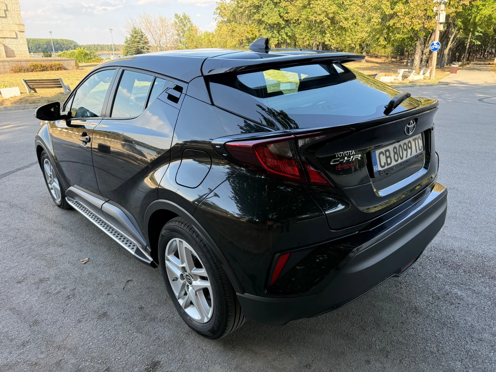 Toyota C-HR Бензин/електричество 1.8 ГАРАНЦИОННА, снимка 7 - Автомобили и джипове - 55921686