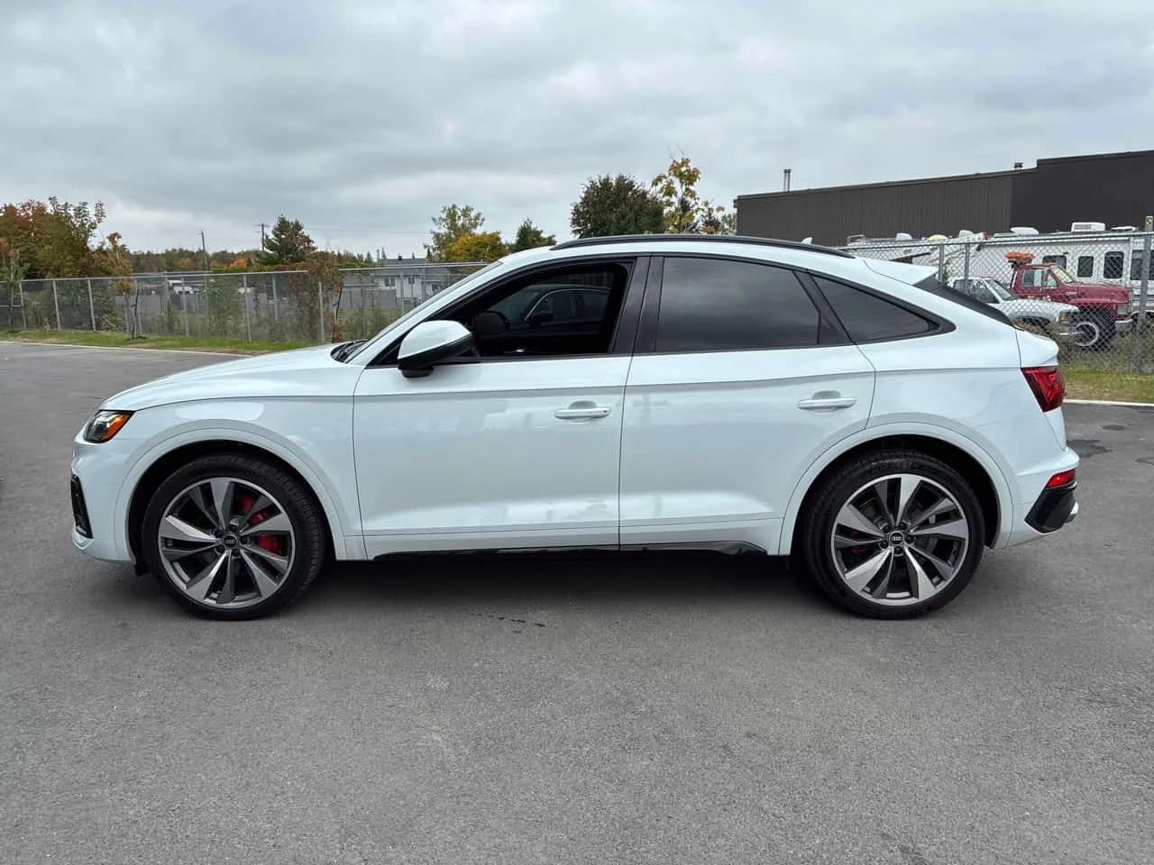 Audi SQ5 Technik / 360 / Dis /B&O / Carfax  | Mobile.bg � ����������� 2