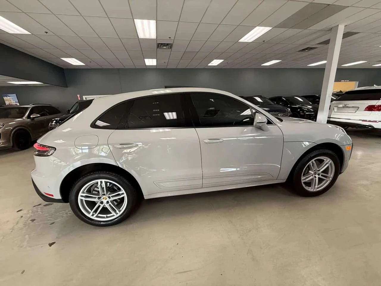 Porsche Macan, снимка 6 - Автомобили и джипове - 56688684