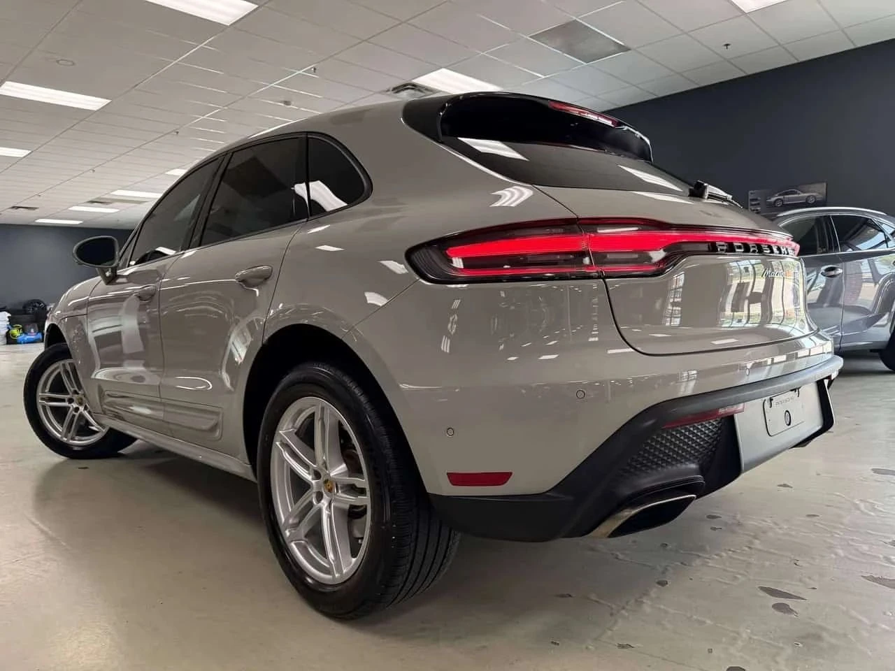 Porsche Macan, снимка 13 - Автомобили и джипове - 56688684