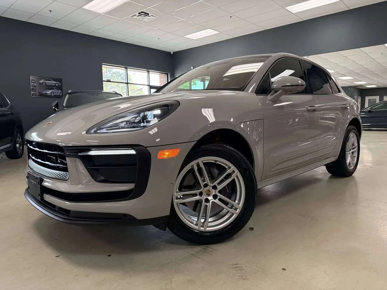 Porsche Macan, снимка 11 - Автомобили и джипове - 56688684