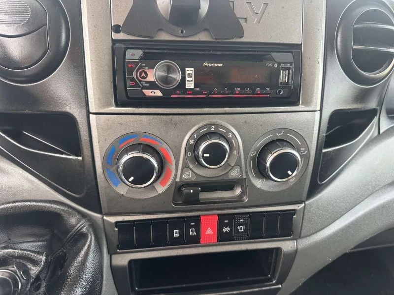 Iveco 35c15 Кран, снимка 13 - Бусове и автобуси - 50207562