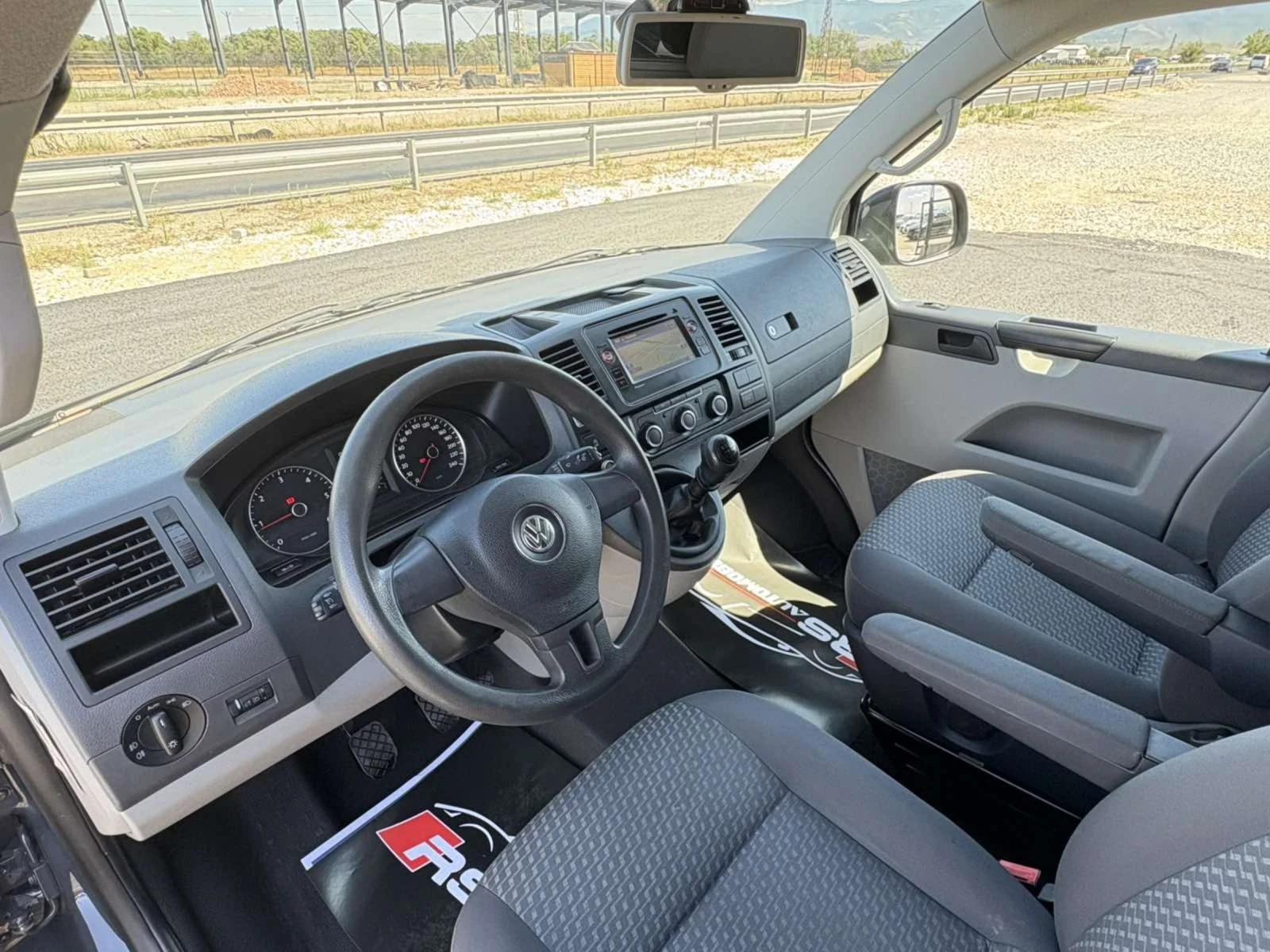 VW Transporter Капарирана/Продадена  - изображение 9