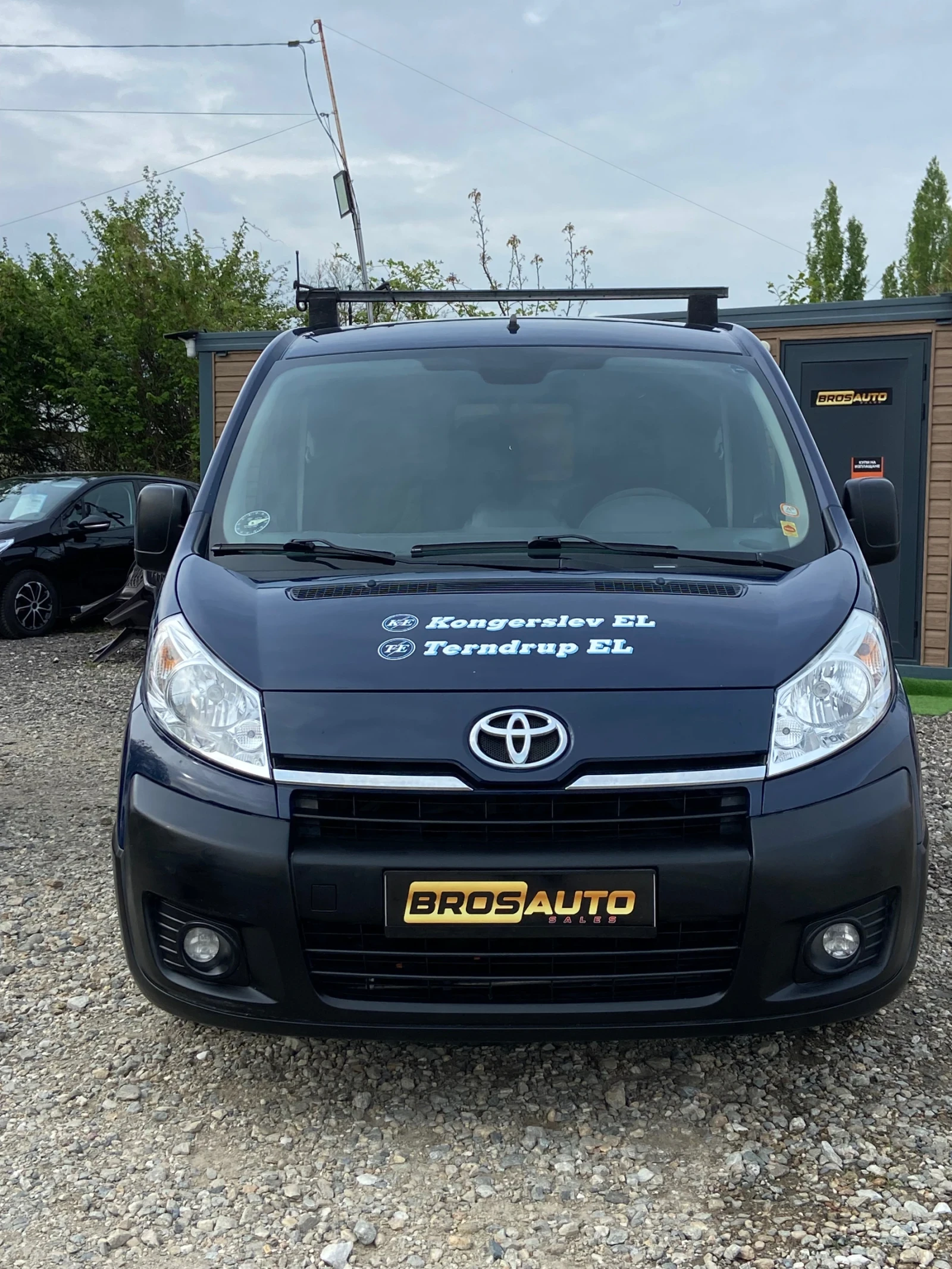 Toyota Proace 1.6 D- 90КС, снимка 3 - Бусове и автобуси - 54181996