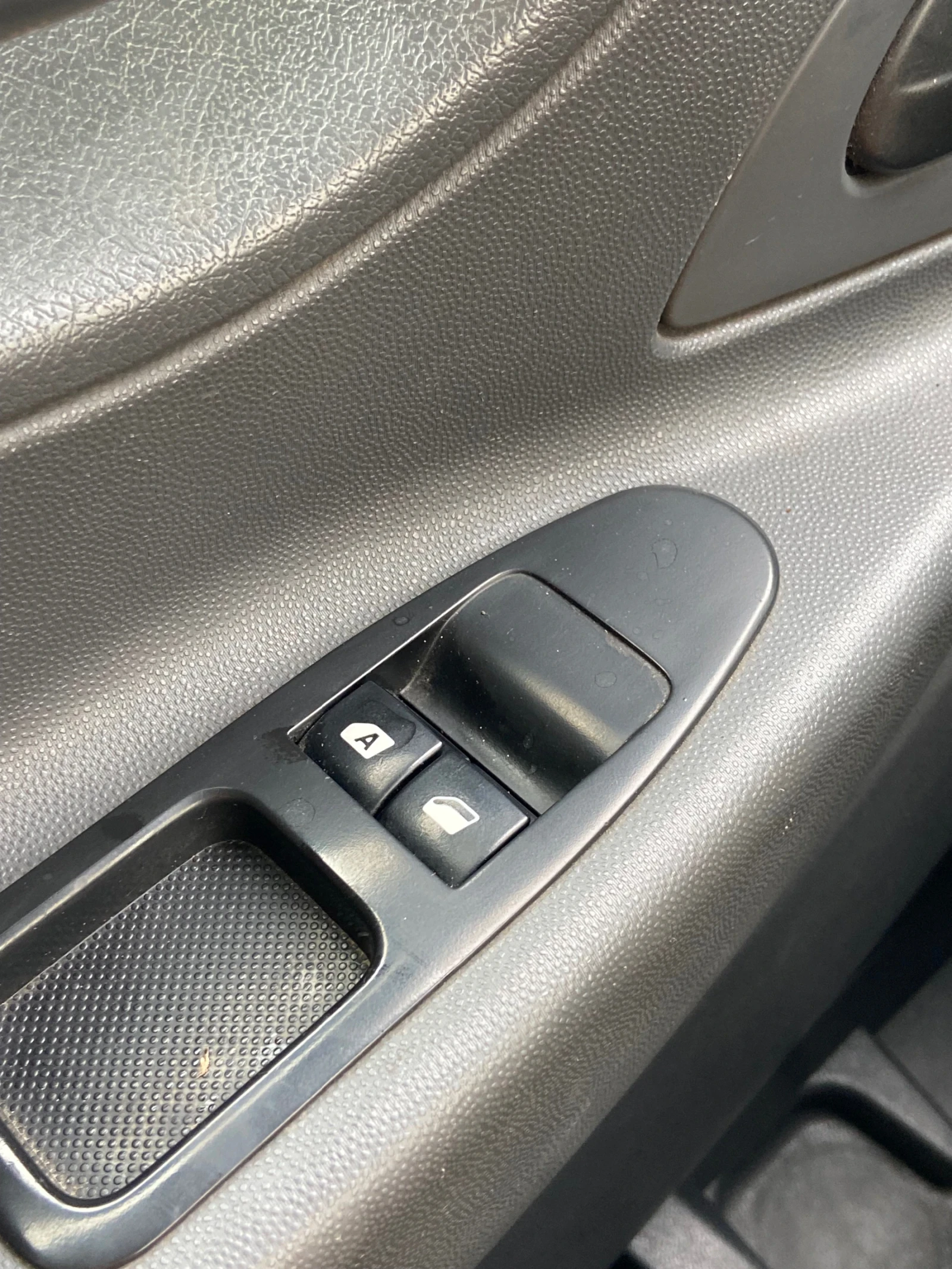 Toyota Proace 1.6 D- 90КС, снимка 11 - Бусове и автобуси - 54181996