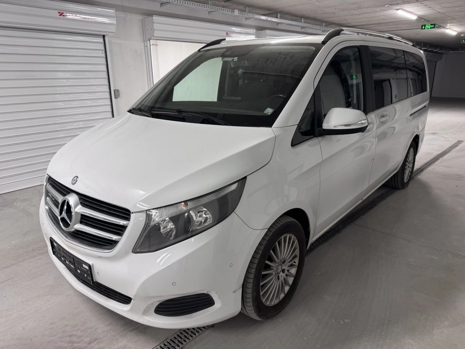 Mercedes-Benz V 250 2.2CDI, 190кс., 4MATIC, LONG, АВТОМАТИК, 2016г., снимка 3 - Бусове и автобуси - 56140693