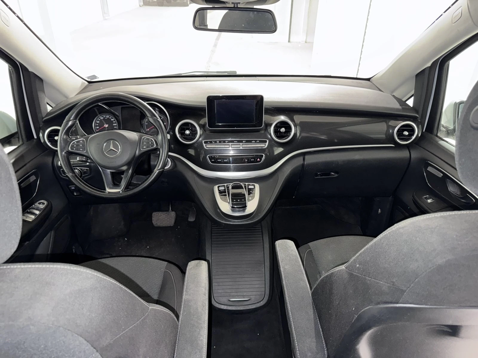 Mercedes-Benz V 250 2.2CDI, 190кс., 4MATIC, LONG, АВТОМАТИК, 2016г., снимка 10 - Бусове и автобуси - 56140693