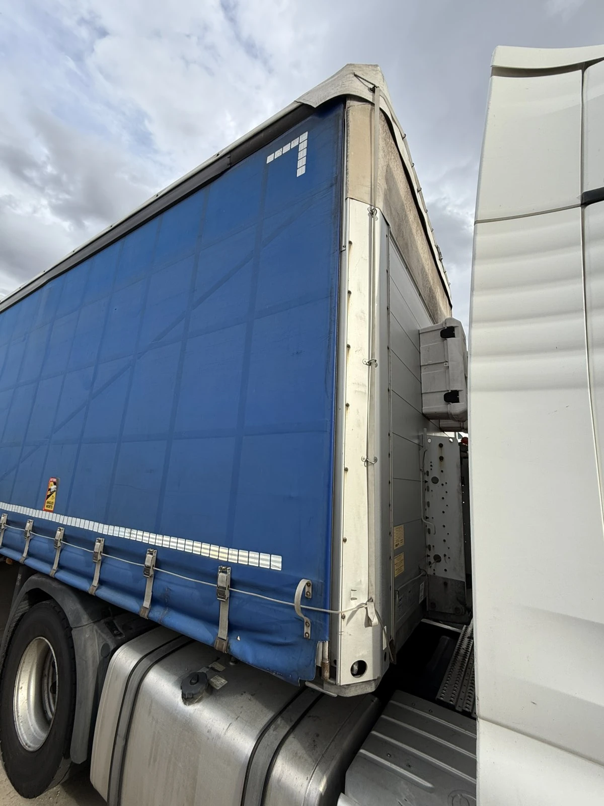  Schmitz | Mobile.bg   3