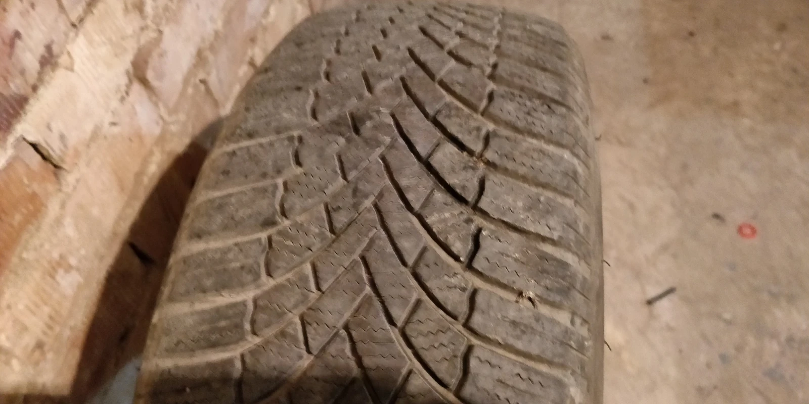 ���� 205/60R16 | Mobile.bg � ����������� 4
