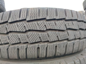 Гуми Зимни 215/70R15, снимка 1 - Гуми и джанти - 48563223