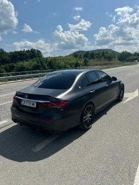 Mercedes-Benz E 63 AMG E63S FINAL EDITION , снимка 4