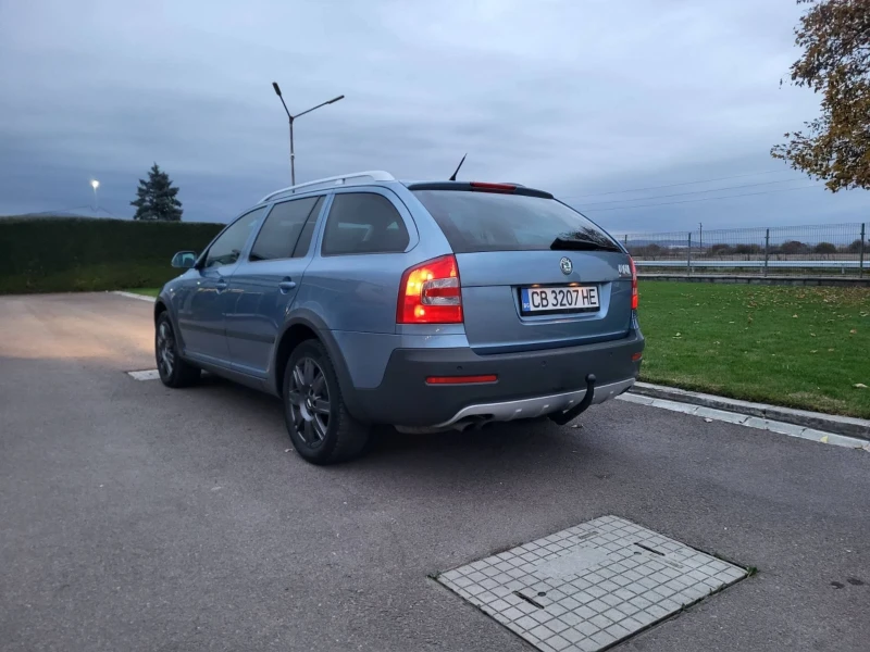 Skoda Octavia 4х4 Scout, снимка 5 - Автомобили и джипове - 47826146