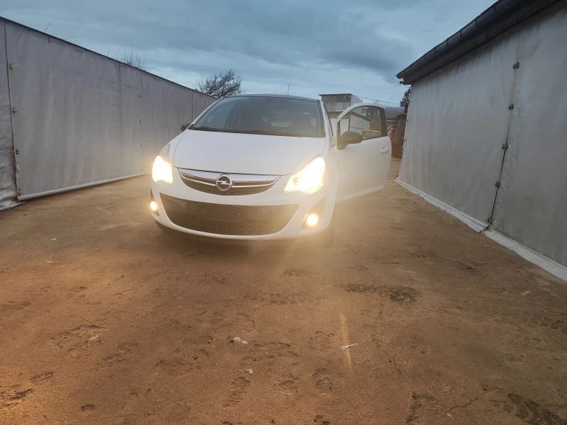 Opel Corsa 1.2 бензин с верига, снимка 11 - Автомобили и джипове - 48420635