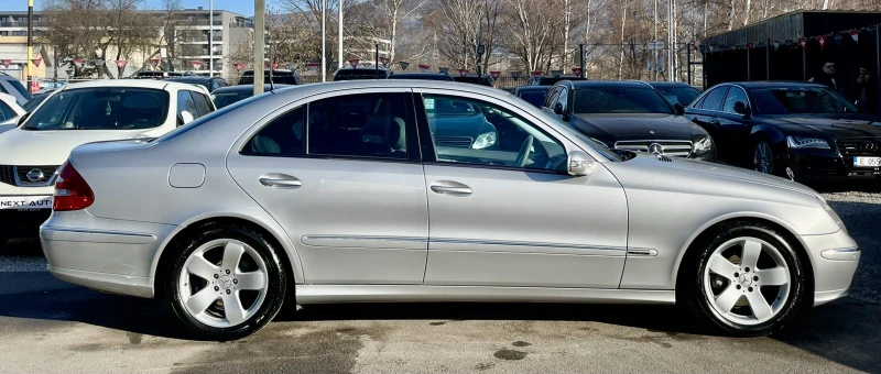 Mercedes-Benz E 320 CDI 204HP AVANTGARDE, снимка 4 - Автомобили и джипове - 48851497