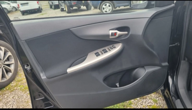 Toyota Corolla 1.4D-4D, снимка 8 - Автомобили и джипове - 49755409