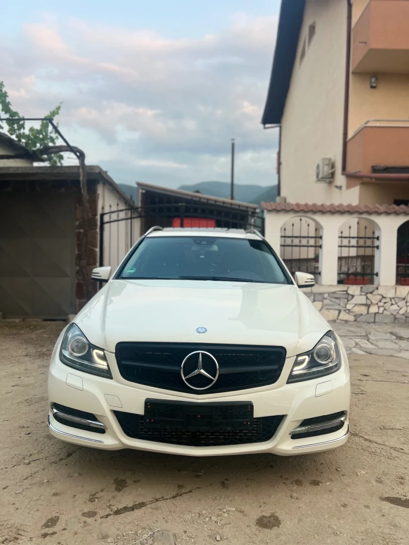 Mercedes-Benz C 220 204hp/FACE/7G/LED/NAVI/FULL, снимка 3 - Автомобили и джипове - 50145042