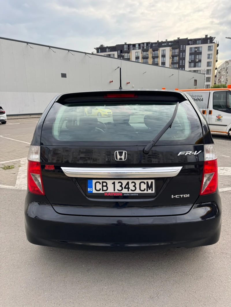 Honda Fr-v 2.2 D, снимка 4 - Автомобили и джипове - 51207225
