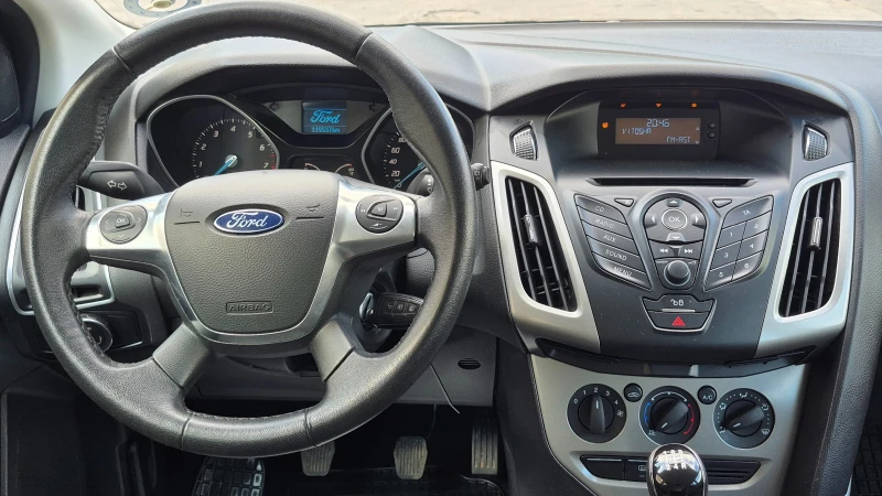 Ford Focus 1.6i 119000км Германия Отличен, снимка 13 - Автомобили и джипове - 51229640