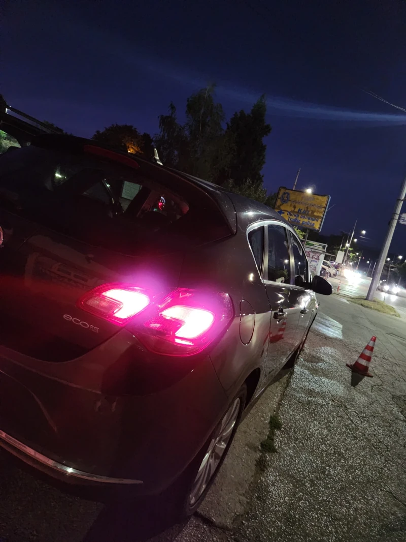 Opel Astra  J EKOflex , снимка 14 - Автомобили и джипове - 52212271