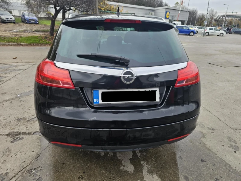 Opel Insignia, снимка 2 - Автомобили и джипове - 52938733