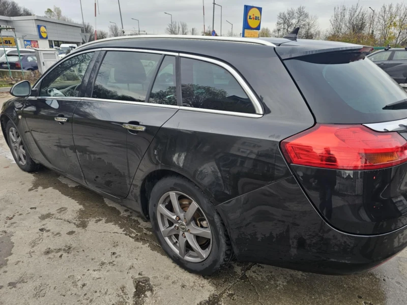 Opel Insignia, снимка 7 - Автомобили и джипове - 52938733