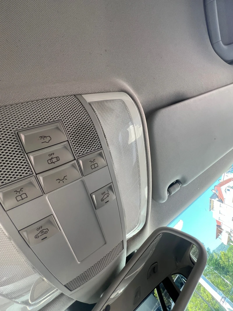 Mercedes-Benz C 220 Avantgarde, снимка 10 - Автомобили и джипове - 53258766