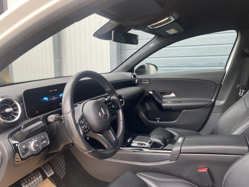 Mercedes-Benz A 180 Diesel Automatic 2018 NW Model, снимка 12 - Автомобили и джипове - 53261941