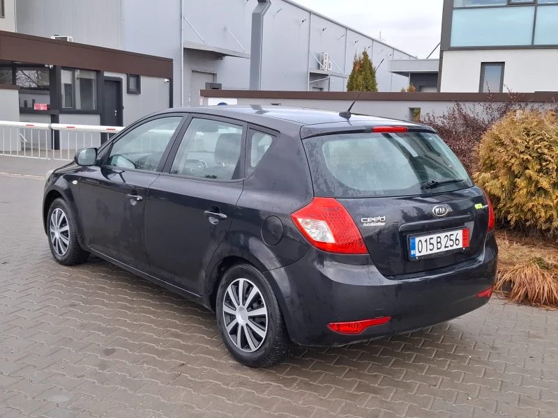 Kia Ceed 1.6CRDI(90кс)* EURO-5* FACELIFT* НОВ ВНОС* * , снимка 6 - Автомобили и джипове - 53284544