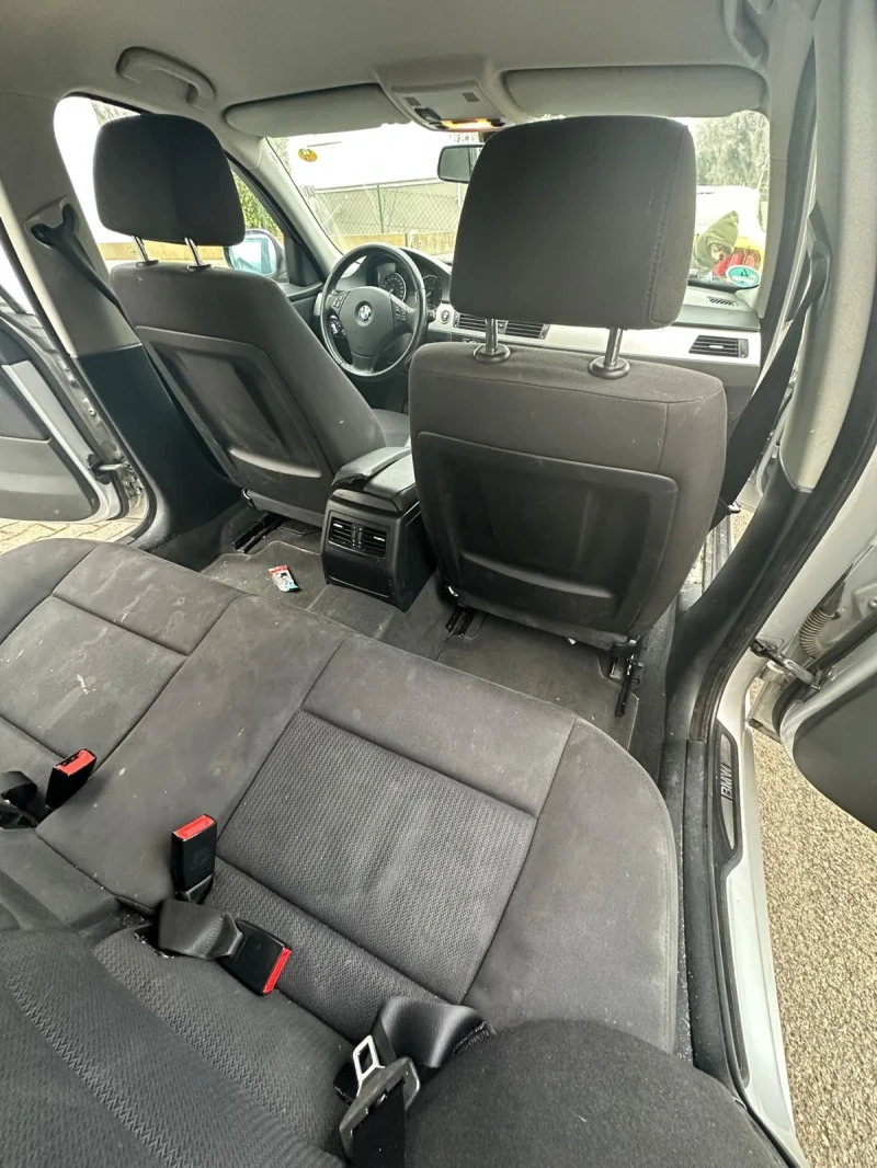 BMW 320 Комби , снимка 4 - Автомобили и джипове - 53430591