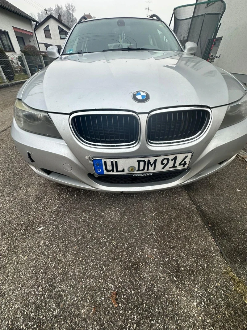 BMW 320 Комби , снимка 11 - Автомобили и джипове - 53430591