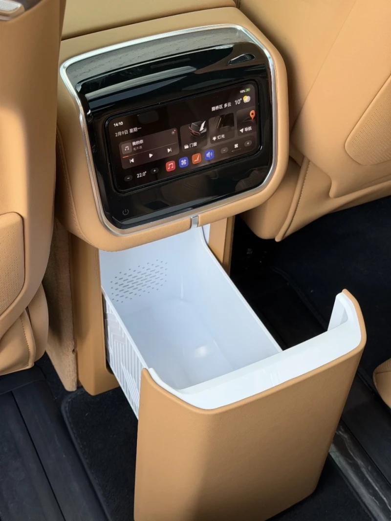 Zeekr 7X 9X, снимка 9 - Автомобили и джипове - 53474007