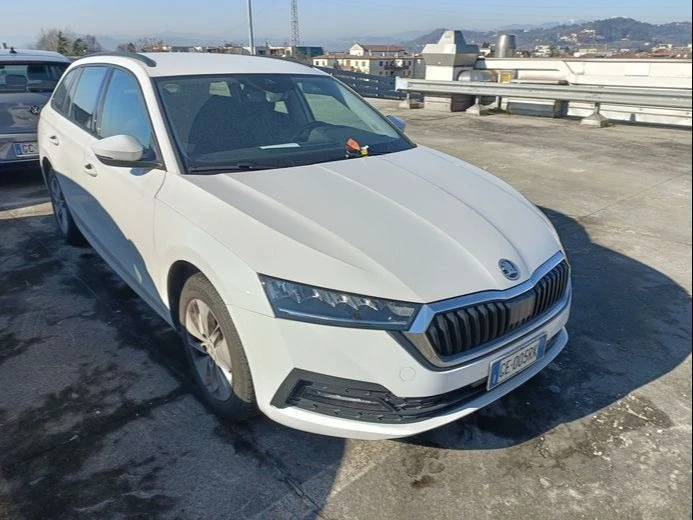 Skoda Octavia 1.5 G-TEC METAH, снимка 2 - Автомобили и джипове - 49387756