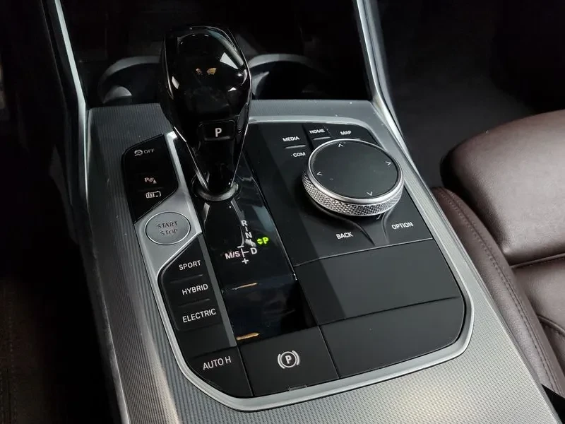 BMW 330 M Sports Hybrid - САМО 30% АВАНС, снимка 9 - Автомобили и джипове - 55991877