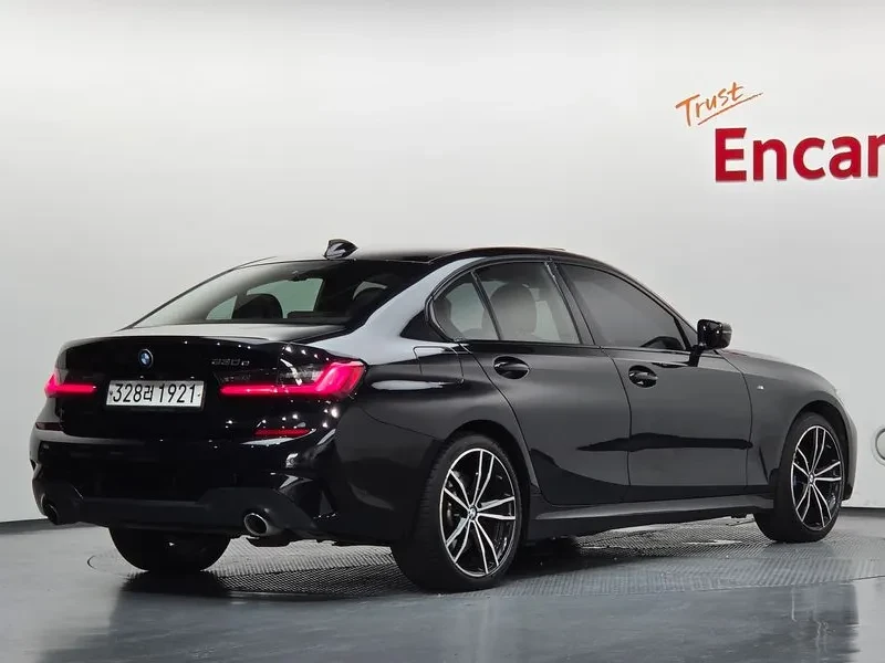 BMW 330 M Sports Hybrid - САМО 30% АВАНС, снимка 2 - Автомобили и джипове - 55991877