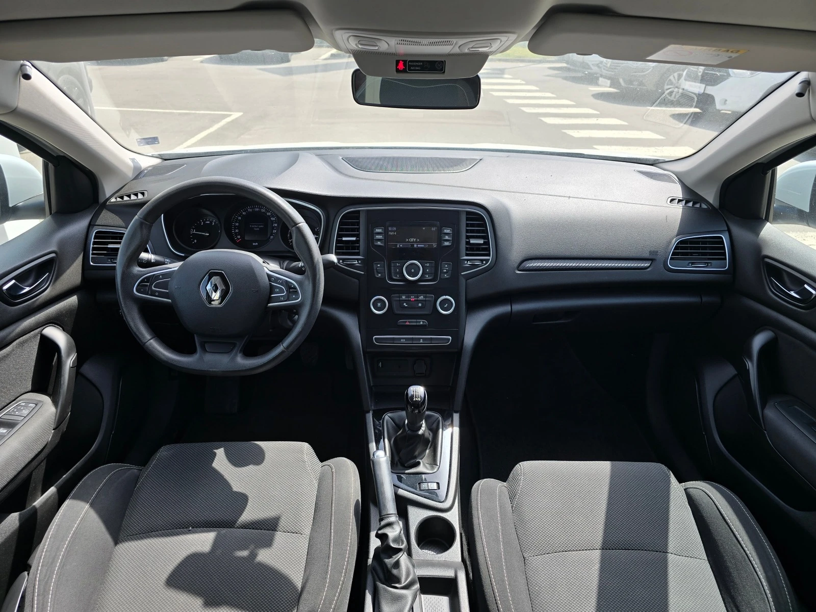 Renault Megane 1.5 dCi - изображение 8