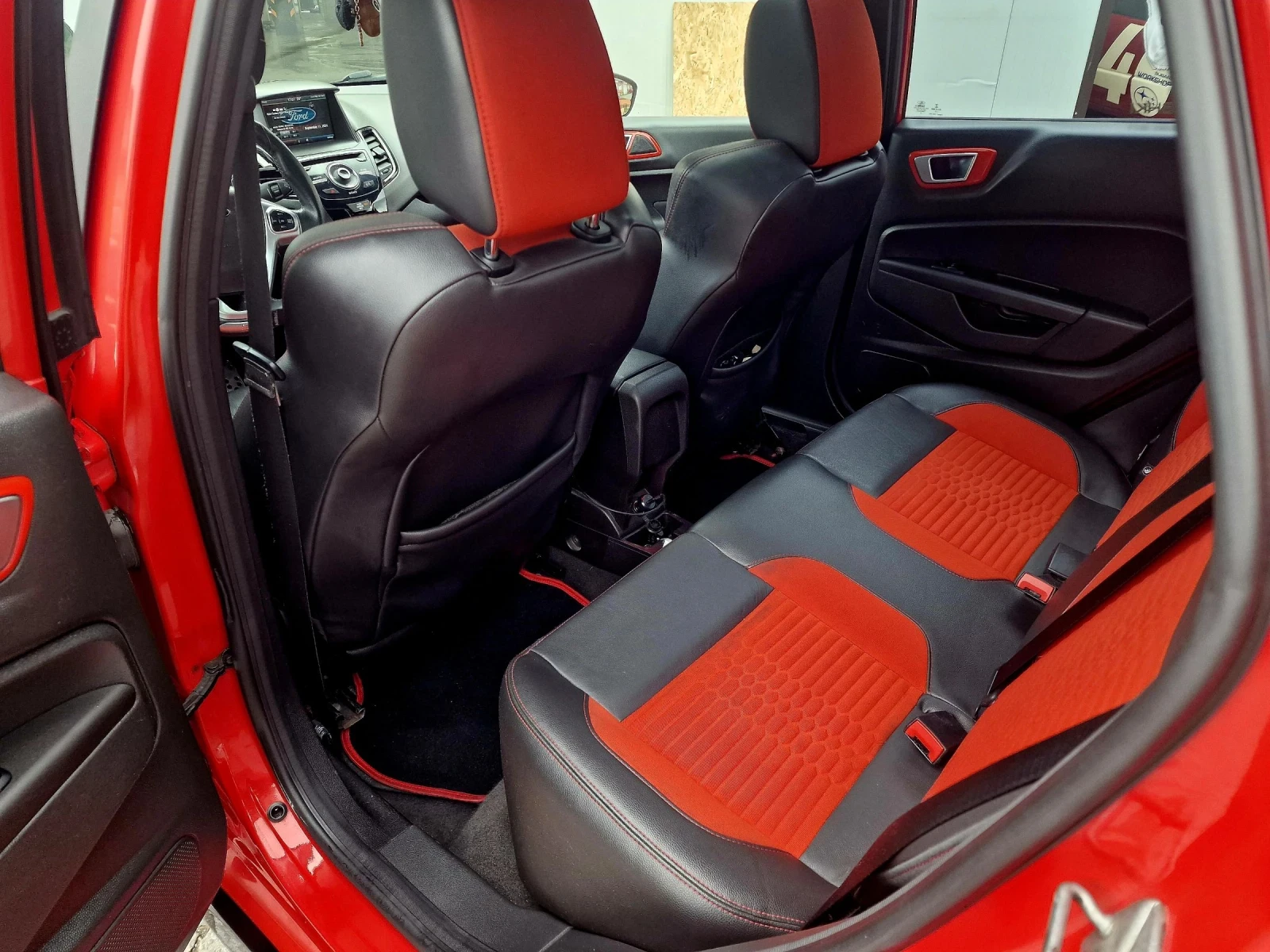 Ford Fiesta ST TITANIUM  200+  BARTER | Mobile.bg � ����������� 11