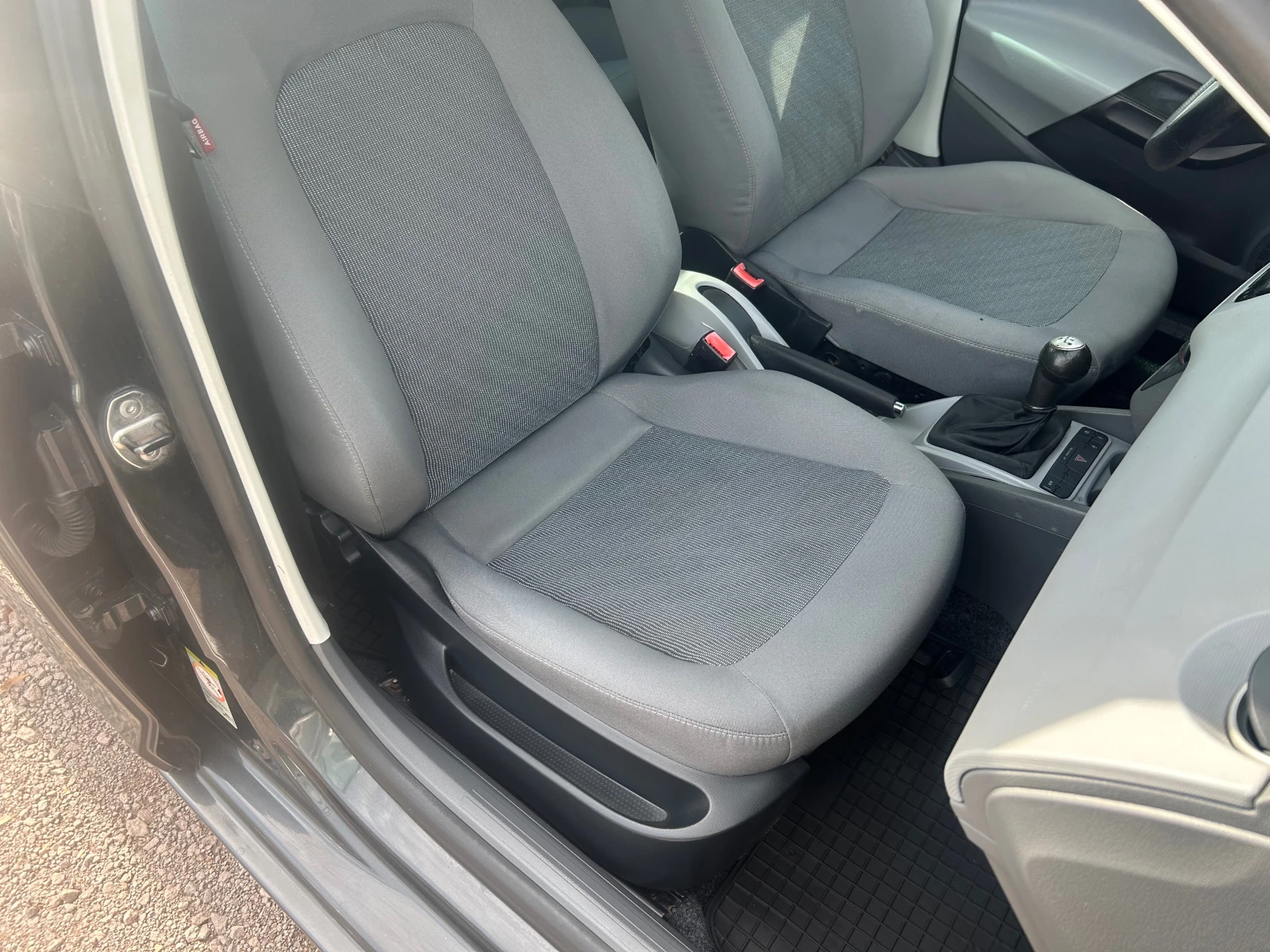 Seat Ibiza 1.2i klima | Mobile.bg — изображение 15