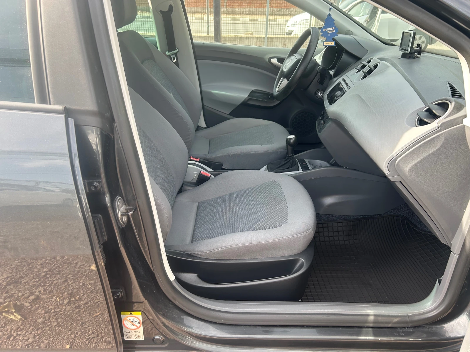 Seat Ibiza 1.2i klima | Mobile.bg — изображение 14