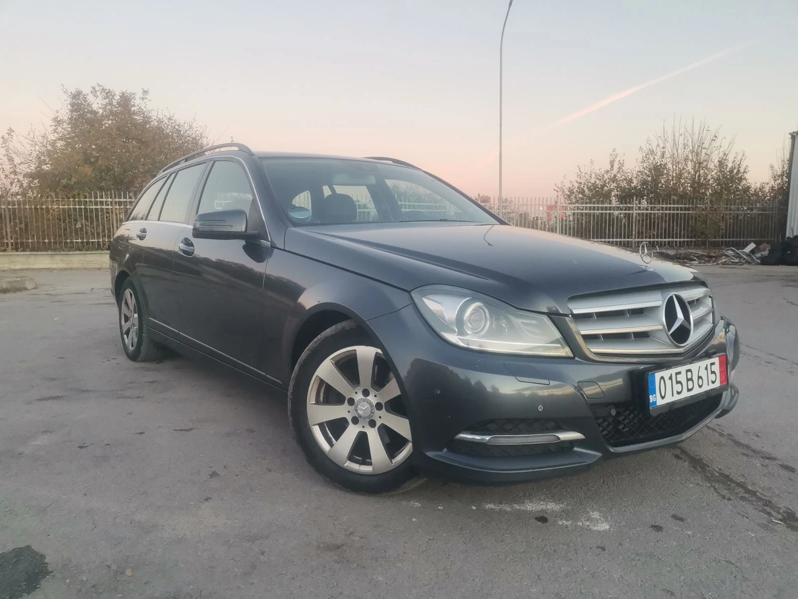 Mercedes-Benz C 200 КАТО НОВ/2.2CDI/7g/КОЖА/АВТОМАТ - изображение 6