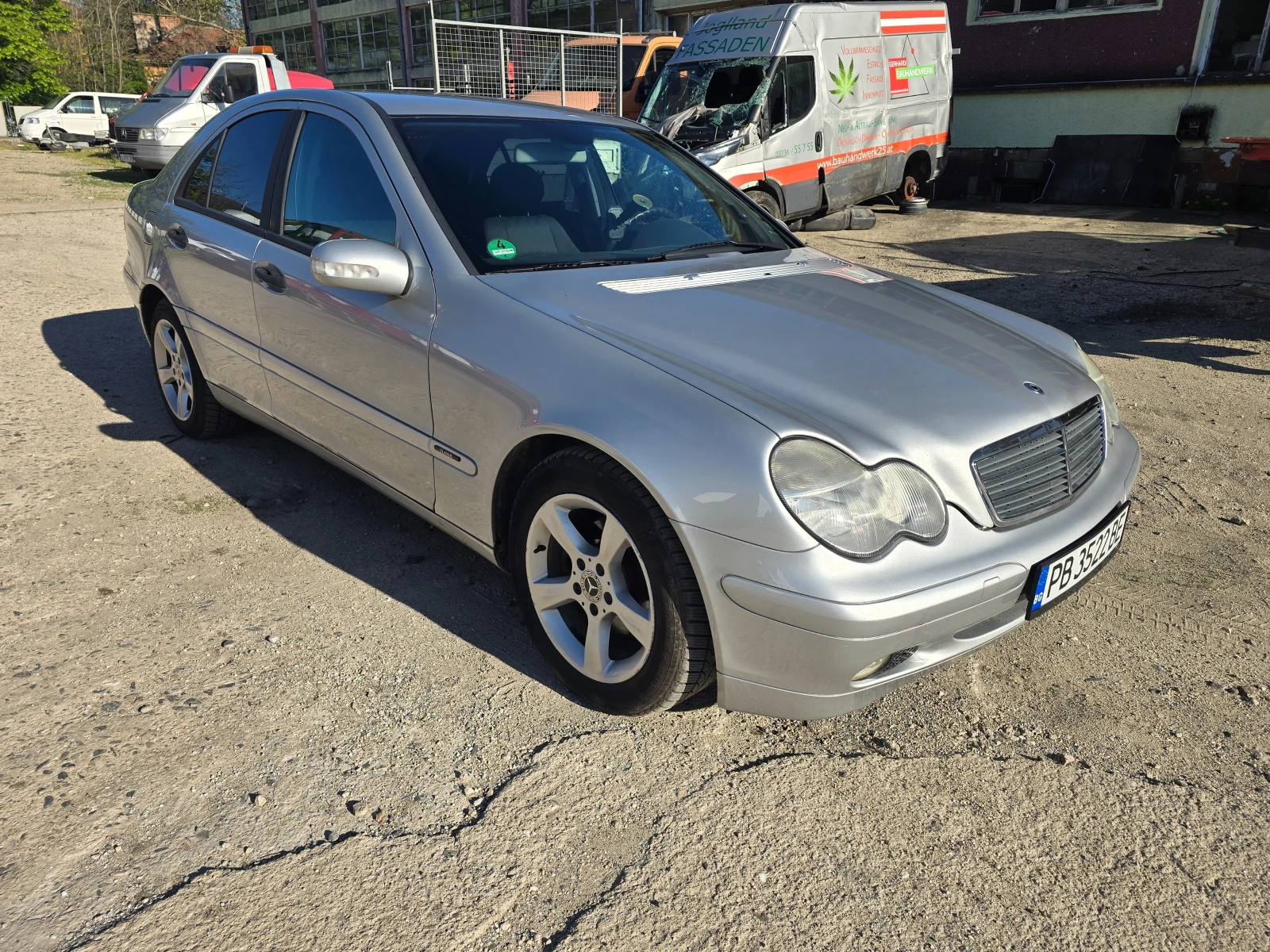 Mercedes-Benz C 180 1.8 Бензин Газ - изображение 8