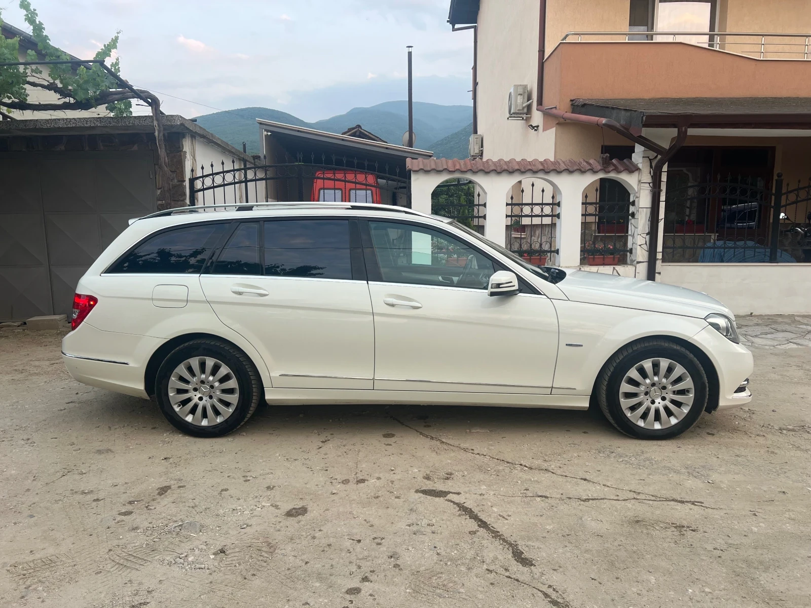 Mercedes-Benz C 250 FACE ! 7G ! LED ! NAVI ! FULL ! - изображение 5
