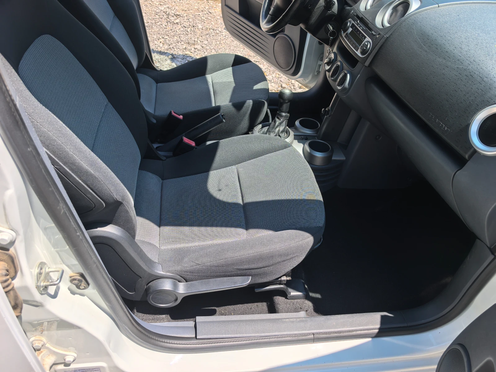 Mitsubishi Colt 1.3 95к.с. - изображение 10
