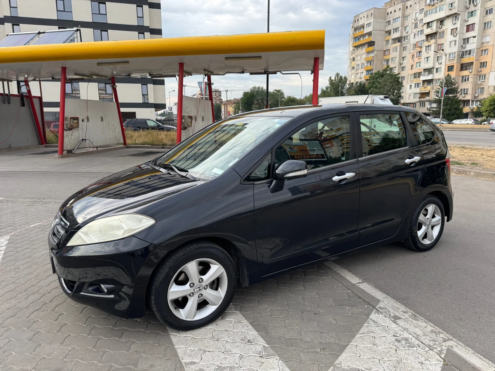 Honda Fr-v 2.2 D - изображение 3